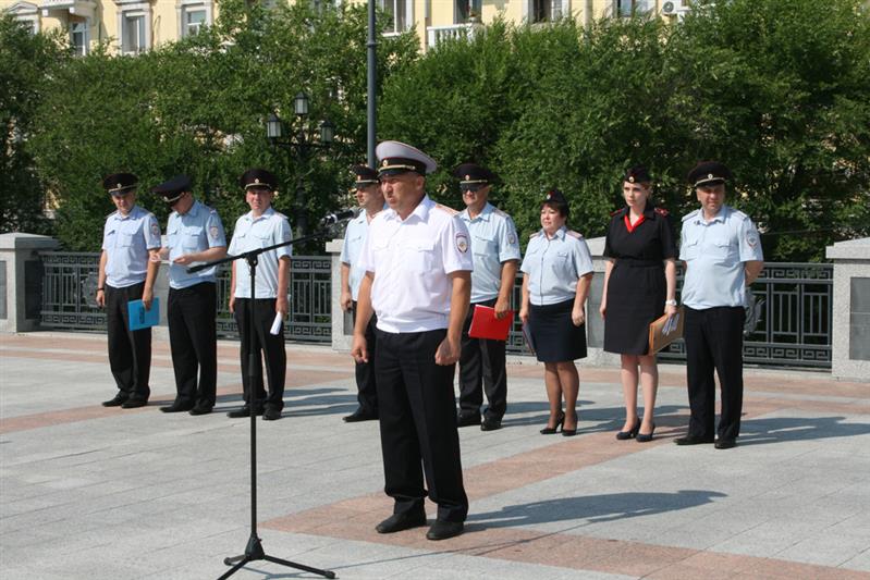 В г. Хабаровске прошел совместный инструктаж сотрудников Росгвардии и полиции, заступающих на охрану общественного порядка