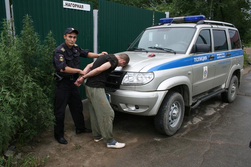 В г. Хабаровске сотрудники Росгвардии задержали гражданина, проникшего в частный дом с целью совершения кражи