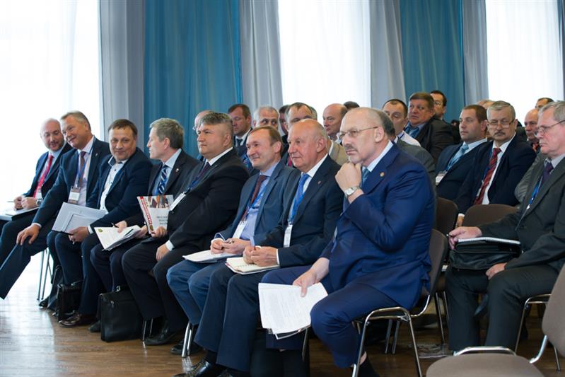 В ЯРОСЛАВЛЕ ПРОХОДИТ МЕЖВЕДОМСТВЕННОЕ СОВЕЩАНИЕ ПО ВОПРОСАМ ЧАСТНОЙ ОХРАННОЙ ДЕЯТЕЛЬНОСТИ И ОБЕСПЕЧЕНИЯ СОХРАННОСТИ ОРУЖИЯ (ВИДЕО)