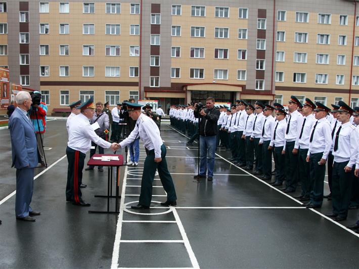 В г. Новосибирске более ста офицеров Сибирского округа Росгвардии получили очередные воинские звания