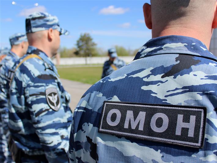 Сотрудники Управления Росгвардии по Красноярскому краю нашли пропавшую в тайге девочку