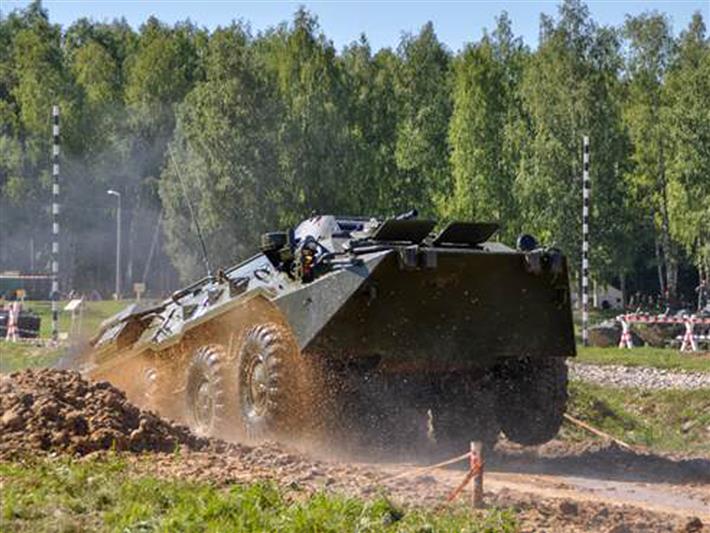 Команда военнослужащих Сибирского округа Росгвардии стала призером всеармейского конкурса экипажей радиационной, химической, биологической разведки «Безопасная среда-2017»