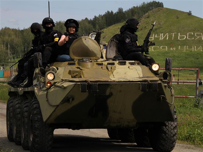 Военнослужащие и сотрудники Сибирского округа войск национальной гвардии РФ провели учебно-методический сбор журналистов региональных СМИ
