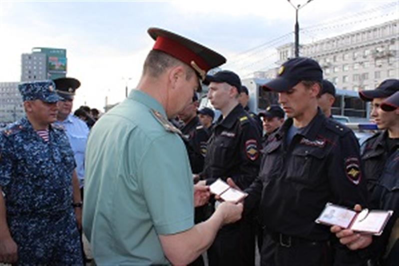 Сотрудники Росгвардии приняли участие в гарнизонном разводе личного состава правоохранительных органов Челябинска