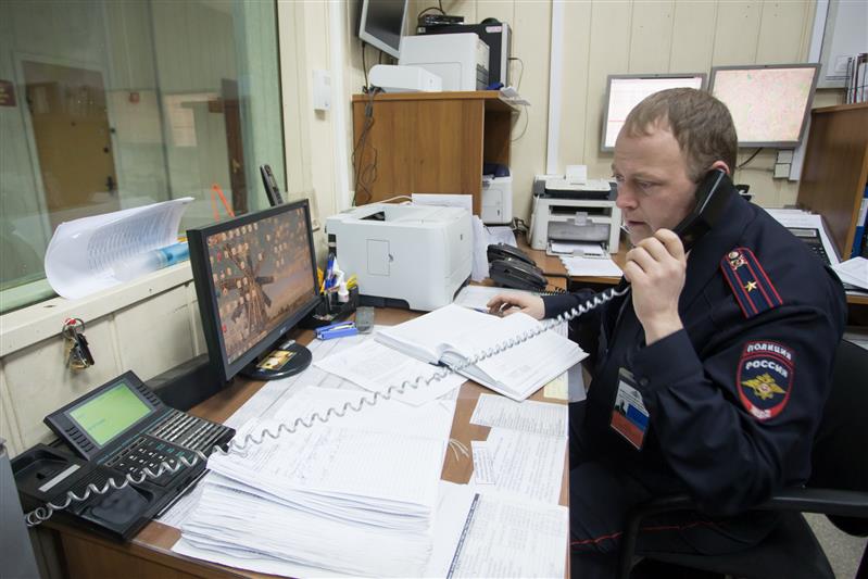 В Восточном округе Москвы сотрудники Росгвардии задержали злоумышленника, который напал с ножом на гражданина