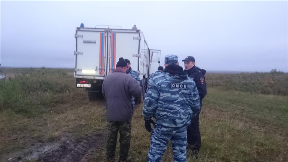 Сотрудники воркутинского ОМОНа Росгвардии помогли заблудившейся женщине выйти из тундры