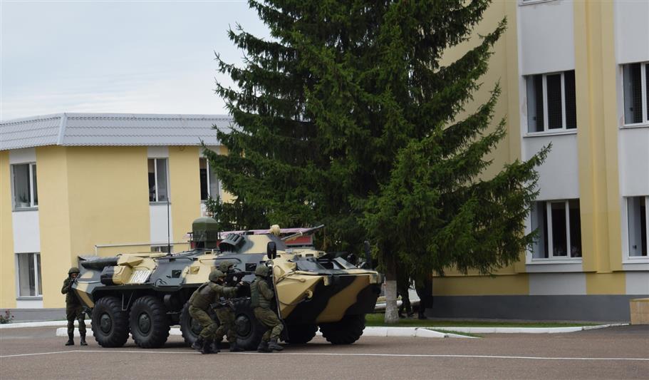 В Отдельном отряде специального назначения «Барс» Приволжского округа войск национальной гвардии Российской Федерации (г. Казань) отметили 15-ю годовщину сформирования воинской части