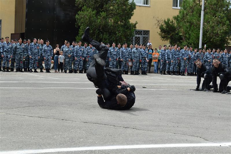 В ставропольском ОМОНе Росгвардии отметили 25-летие со дня сформирования подразделения