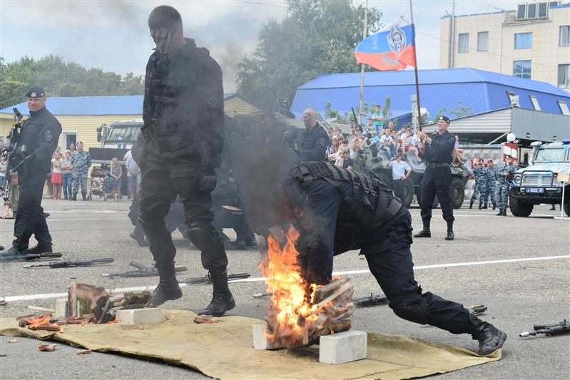 В ставропольском ОМОНе Росгвардии отметили 25-летие со дня сформирования подразделения