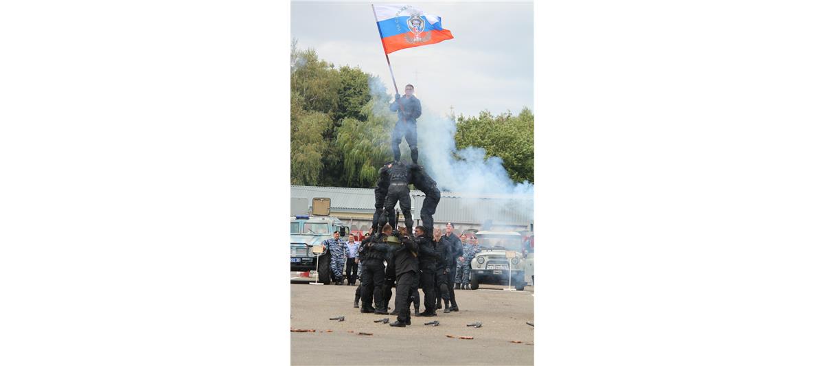 В ставропольском ОМОНе Росгвардии отметили 25-летие со дня сформирования подразделения