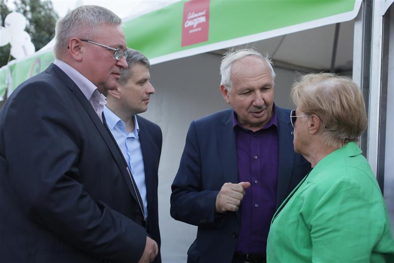 На Поклонной горе в Москве состоялся Фестиваль столичной прессы, в котором принял участие творческий коллектив центрального журнала Росгвардии «На боевом посту»
