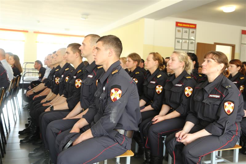 В Северо-Западном округе войск национальной гвардии РФ начался период профессионального обучения сотрудников вневедомственной охраны и лицензионно-разрешительной работы