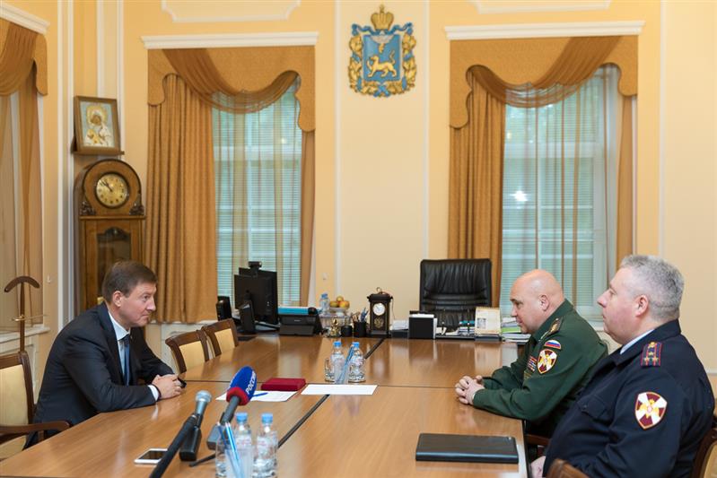 Командующий Северо-Западным округом провел рабочую встречу с губернатором Псковской области 