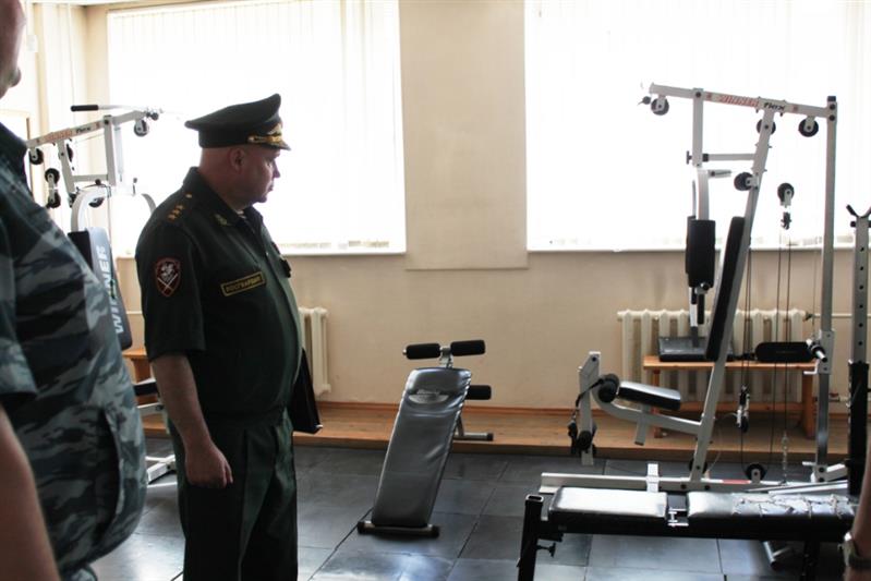 Командующий Северо-Западным округом Росгвардии проверил работу Центра по обеспечению безопасности высших должностных лиц 