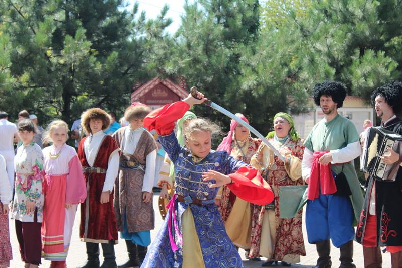 В Ростове-на-Дону бойцы ОМОНа Росгвардии приняли участие в патриотическом мероприятии