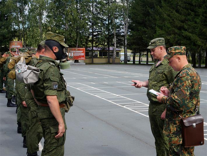 В Новосибирске состоялся третий этап конкурса служебного мастерства и полевой выучки среди офицеров Сибирского округа Росгвардии