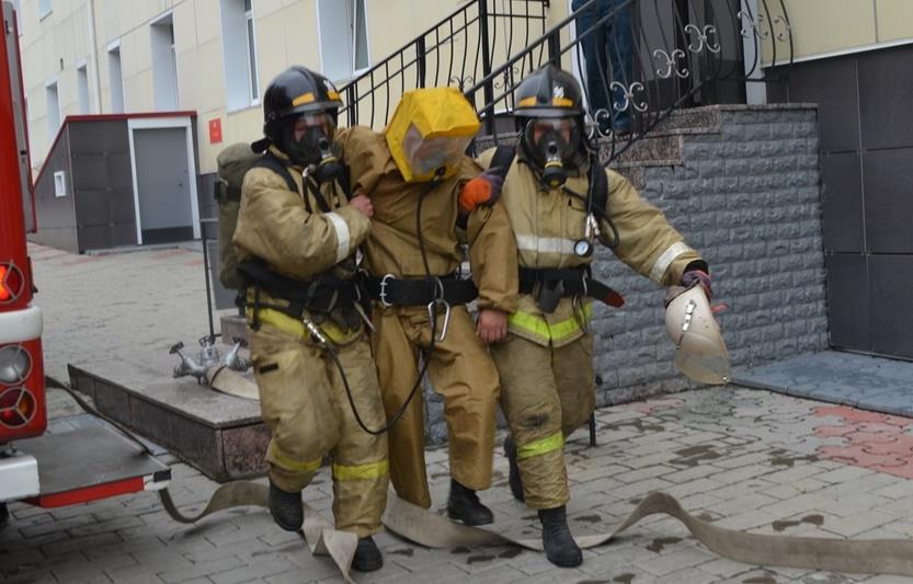 Во Владивостоке военнослужащие Росгвардии приняли участие в противопожарном учении