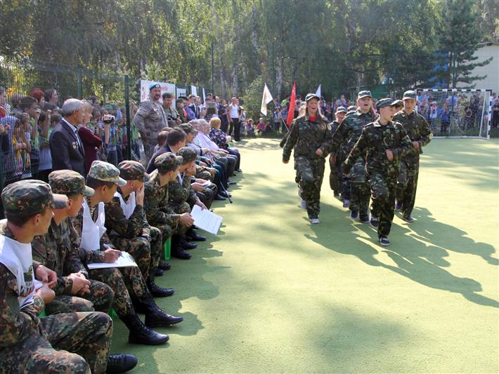Военнослужащие отряда специального назначения «Ермак» приняли участие в подготовке профильной смены воспитанников детских домов Новосибирской области