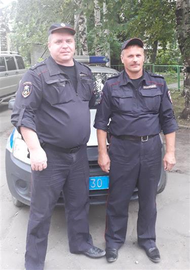 В Вологде сотрудники Росгвардии предотвратили возгорание автомашины