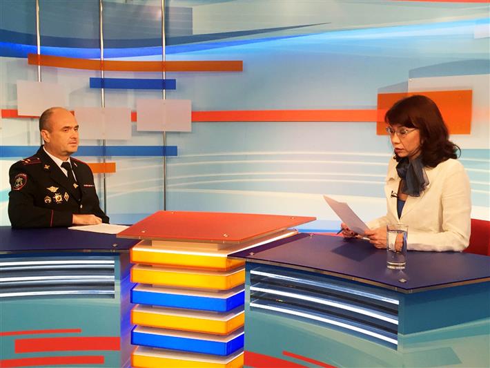 Заместитель начальника Отдела Росгвардии по Республике Хакасия выступил в прямом эфире в телепрограмме «Неслучайный гость» телеканала «ТНТ- Абакан» 