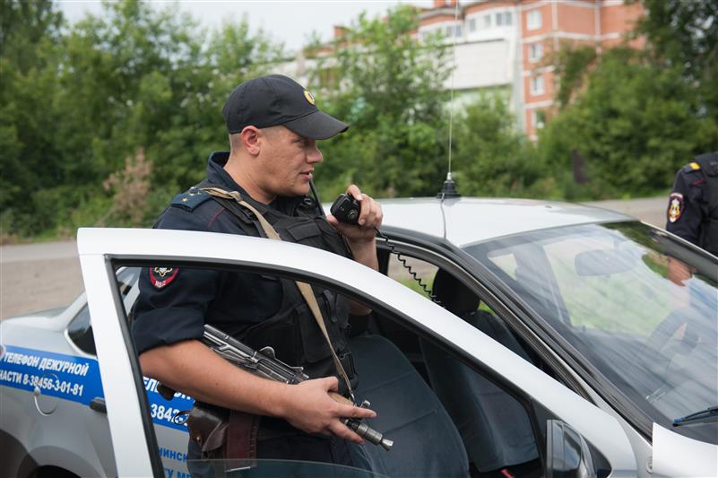 В Новокузнецке сотрудники Росгвардии задержали уроженца страны ближнего зарубежья, находившегося в федеральном розыске