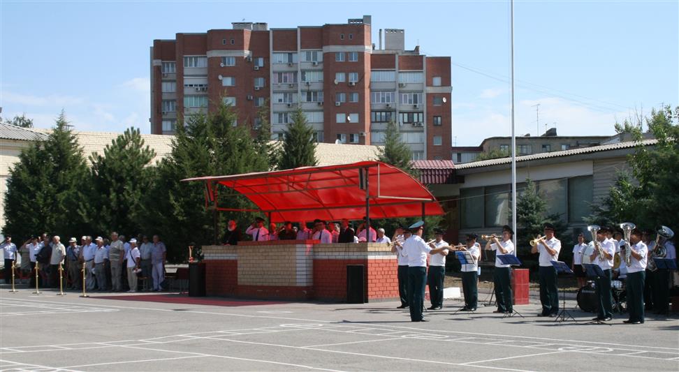 В специальном моторизованном батальоне Северо-Кавказского округа Росгвардии (г. Волгоград) отметили 98-летие со дня сформирования воинской части