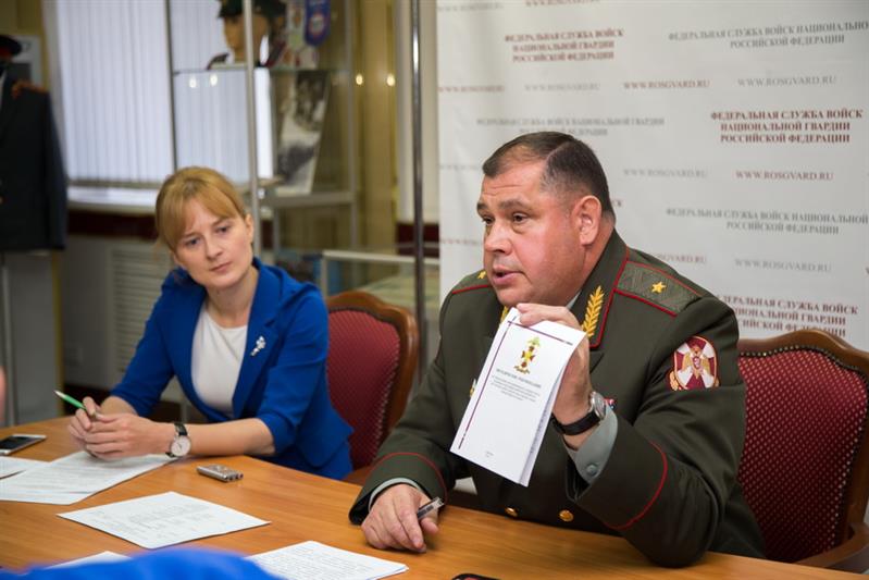 ГЕНЕРАЛ-МАЙОР ВИКТОР МАЦЮК РАССКАЗАЛ ЖУРНАЛИСТАМ О КАДРОВОМ ОБЕСПЕЧЕНИИ РОГСВАРДИИ