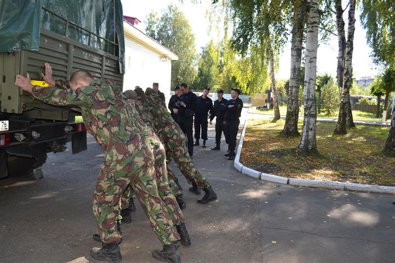 В Ярославле завершились соревнования между подразделениями Росгвардии по пауэртлону