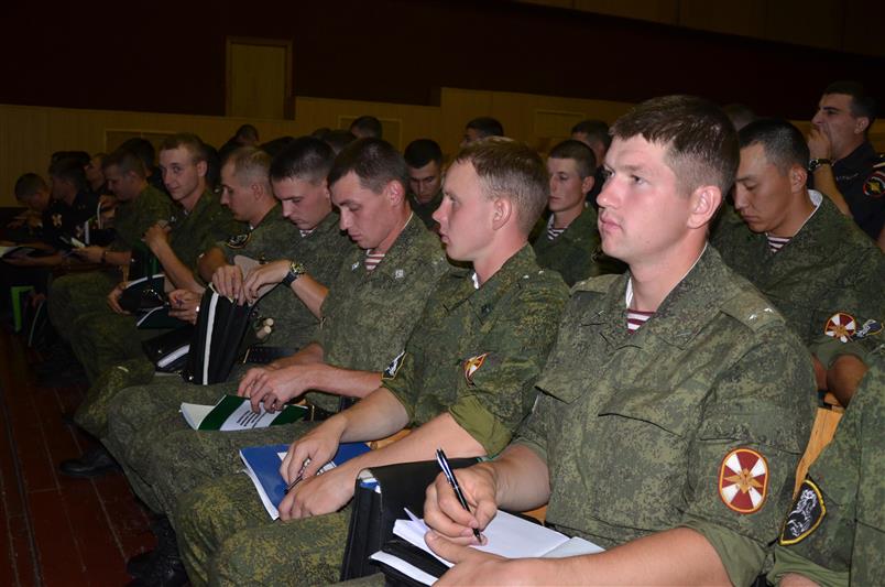 В Северо-Кавказском округе Росгвардии завершился сбор офицеров-выпускников военных вузов 2017 года