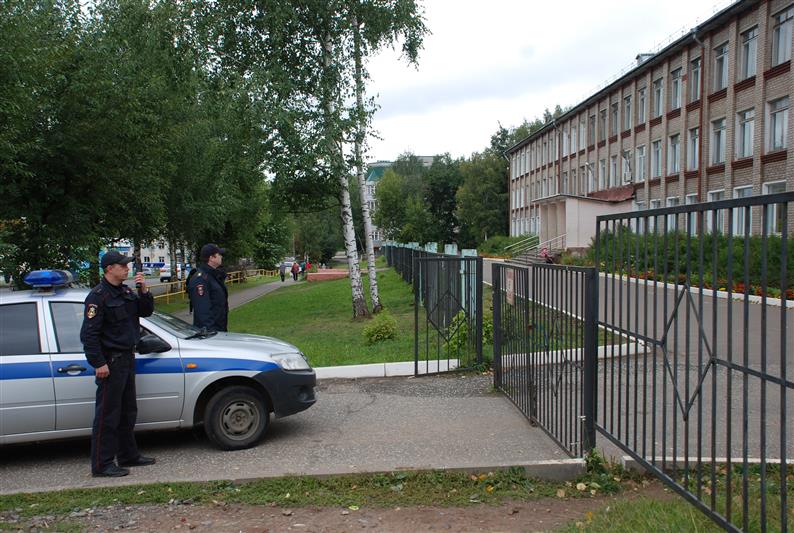 В Приволжском округе Росгвардия обеспечивает безопасность в ходе проведения Единого дня голосования, праздничных и спортивных мероприятий
