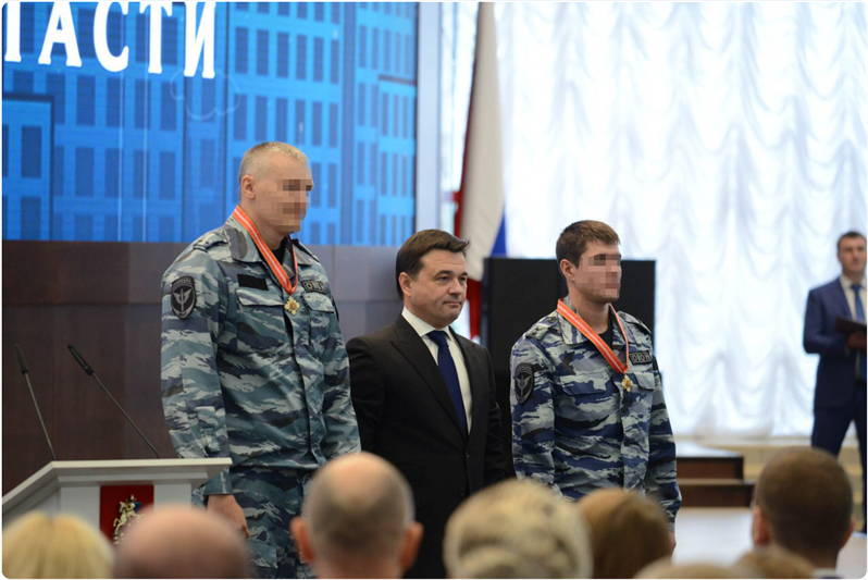 Губернатор Московской области наградил сотрудников Росгвардии, отличившихся в период несения боевой службы