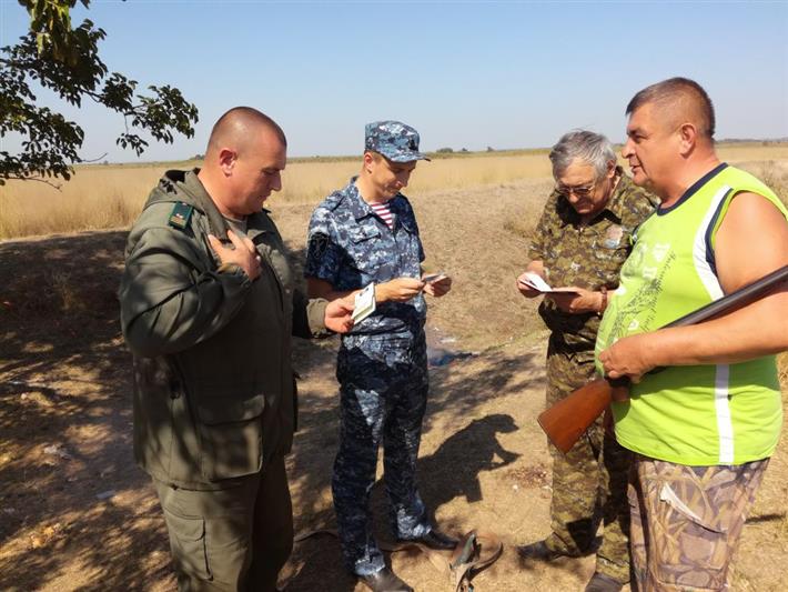 В Ростовской области сотрудники Росгвардии провели комплекс профилактических мероприятий, приуроченных к началу сезона охоты