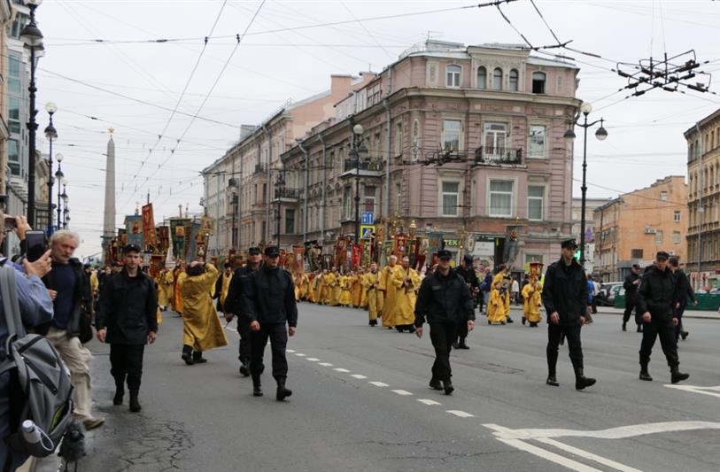 В Санкт-Петербурге сотрудники Росгвардии охраняют православную святыню – икону «Панагия Сумела»