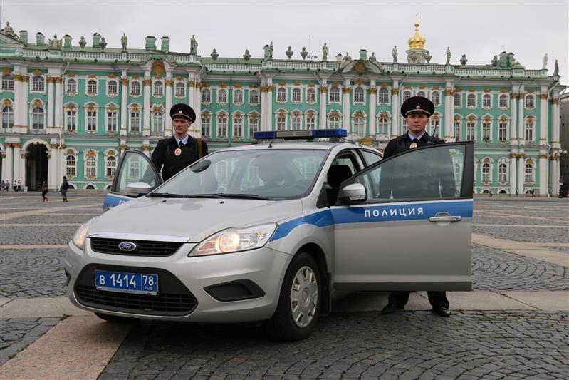 В Санкт-Петербурге сотрудники Росгвардии своевременно ликвидировали возгорание в Государственном Эрмитаже