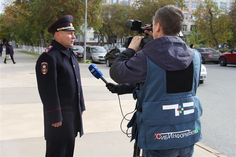 В Тюмени состоялся гарнизонный развод подразделений Росгвардии перед заступлением на службу по охране правопорядка