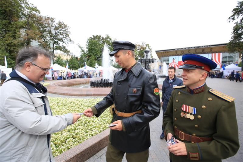 Творческий коллектив журнала «На боевом посту» войск национальной гвардии РФ принял участие в Фестивале столичной прессы