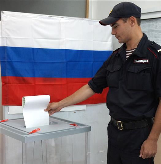Военнослужащие и сотрудники Северо-Кавказского округа Росгвардии приняли участие в Едином дне голосования