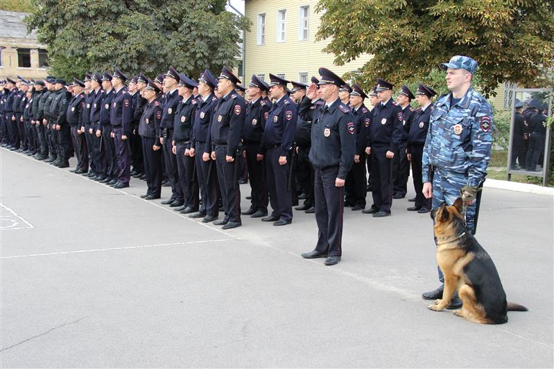 В Воронеже состоялся общегородской инструктаж и развод комплексных сил и средств правоохранительных органов перед заступлением на службу по охране общественного порядка 
