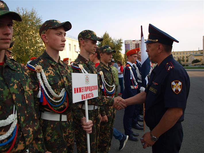 Сотрудники Росгвардии приняли участие в церемонии закрытия юнармейской военно-спортивной игры «Зарница Поволжья»
