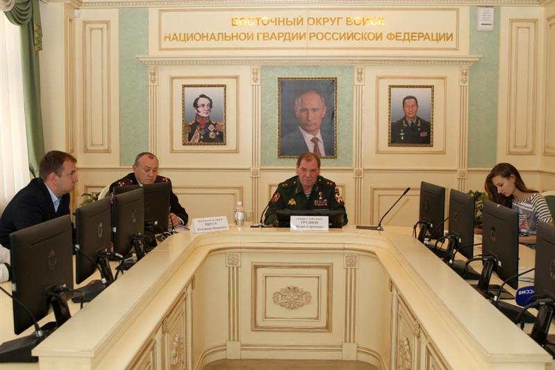 В Хабаровске состоялась пресс-конференция командующего Восточным округом Росгвардии 