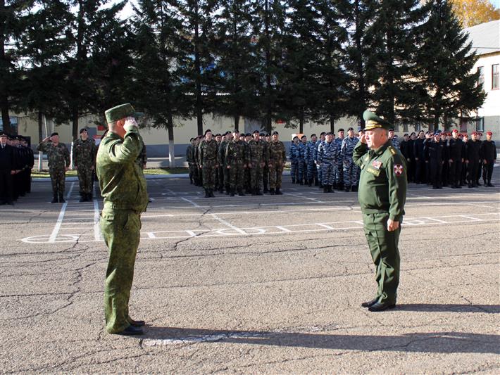 Заместитель директора Росгвардии генерал-полковник Сергей Лебедев проверил Управление Росгвардии по Иркутской области