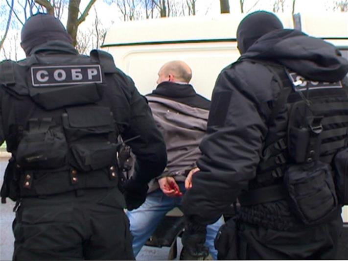 При силовой поддержке красноярского СОБРа Росгвардии изъято незаконно добытое золото