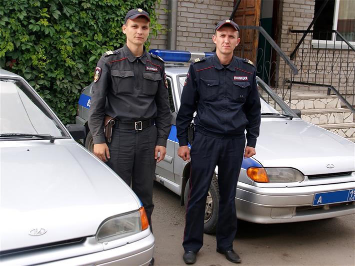 В Абакане сотрудники Росгвардии спасли тонувшую женщину