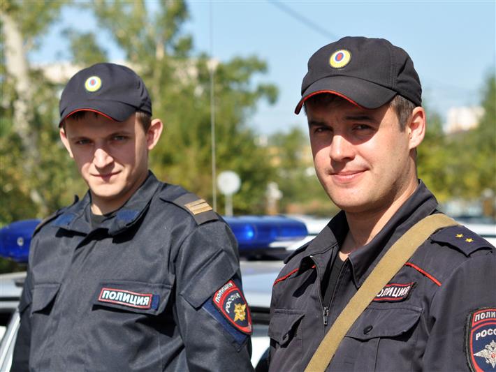 В Забайкалье сотрудники Росгвардии вынесли мужчину из горящего дома