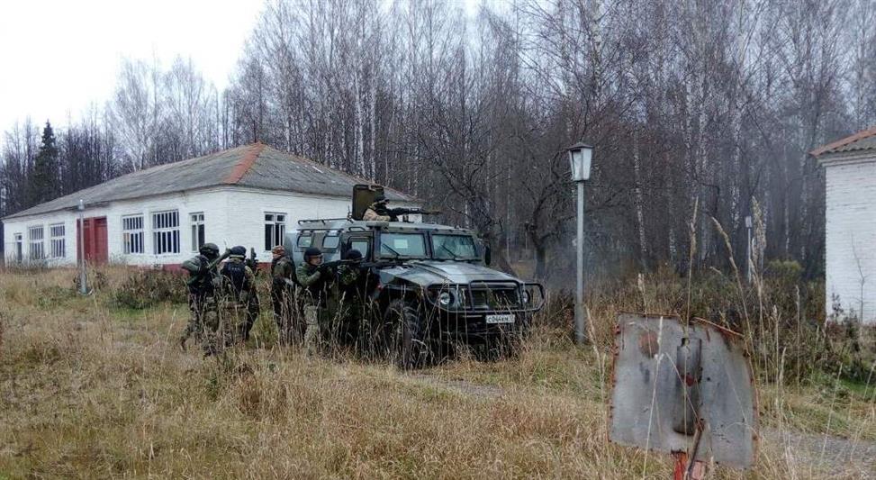 СОБР Управления Росгвардии по Удмуртской Республике завершил полевой выход