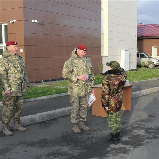 Сотрудники Отдела Росгвардии по Республике Карелия провели военно-патриотическую акцию в память о погибшей служебной собаке