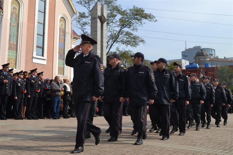 Военнослужащие и сотрудники Восточного округа  Росгвардии провели День памяти воинов правопорядка, погибших при выполнении задач