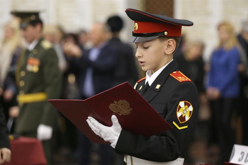Кадеты Росгвардии поклялись в верности Отечеству и кадетскому братству 
