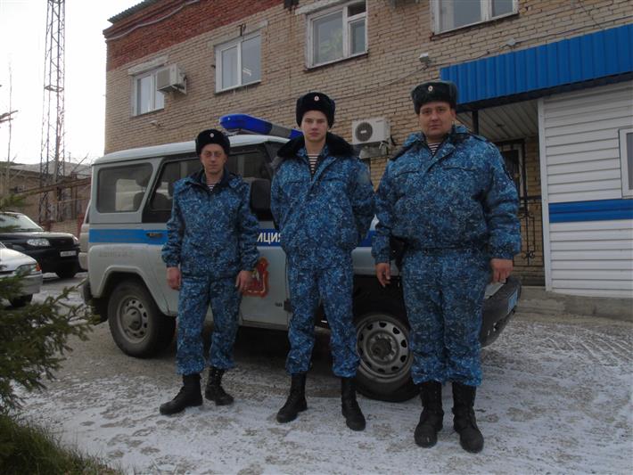 В Челябинской области сотрудники Росгвардии задержали гражданина, который угрожал жизни и здоровью окружающих опасной ездой на автомобиле 