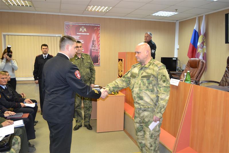 Командующий Северо-Западным округом проинспектировал подразделения Росгвардии, дислоцированные в Мурманской области